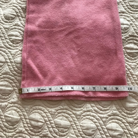 Bebe sweatsuit set in pink w/long sleeved hooded top and sweatpants. - Picture 6 of 15